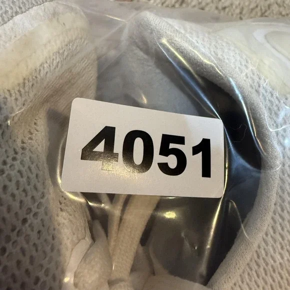 Lululemon Blissfeel Run 2 Shoes Womens Size 8 White Running Sneakers Cushioned - Picture 10 of 10